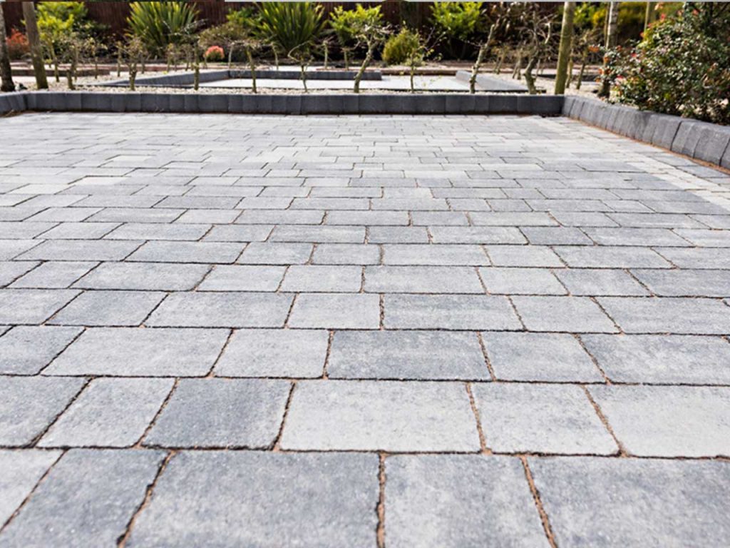 Block Paving by Coles Landscaping in Winchester, Hampshire.